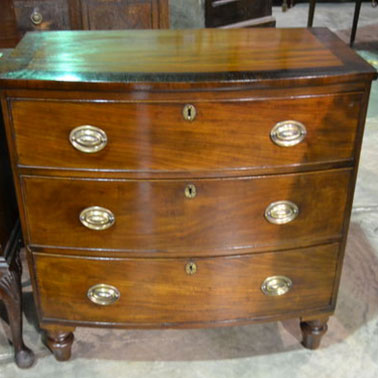 SMALL BOW FRONT CHEST
